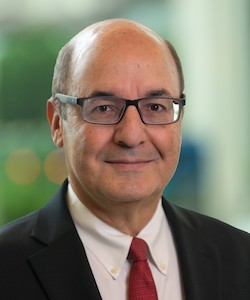 Manuel “Manny” Perez de la Mesa ’77